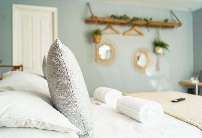 Номер Стандарт, Saltwater Guest House