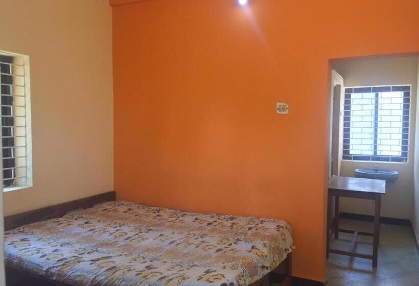 Номер Стандарт с Балконом, Gods Gift Guesthouse