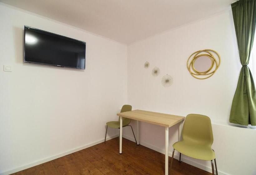 스탠다드 룸, Transylvania Guest House