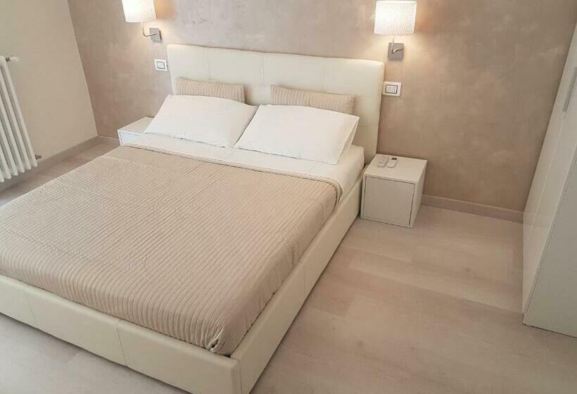 Habitación Estándar con Balcón, Termoli Inn