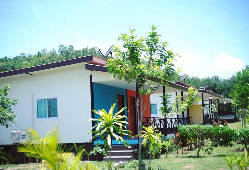 Номер Superior, Taakradan Valley Resort ท่ากระดานวัลเล่ย์ รีสอร์ท