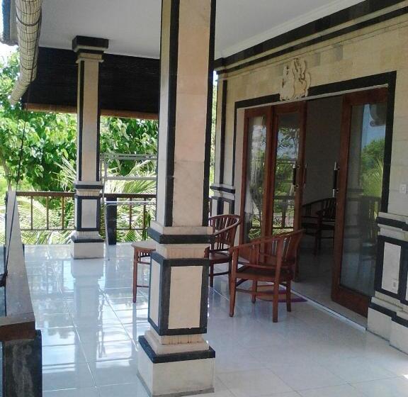 스탠다드 발코니 룸 바다 전망, Taman Padi Villa
