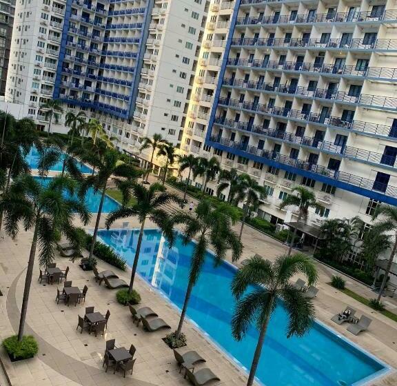 1 Bedroom Apartment Pool View, Wind And Sea At Sea Residences