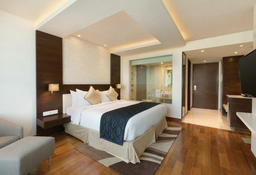 带大床的行政房间, Howard Johnson By Wyndham, Hebbal, Bengaluru