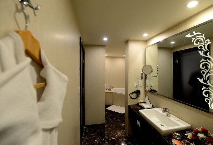 套房, Howard Johnson By Wyndham, Hebbal, Bengaluru