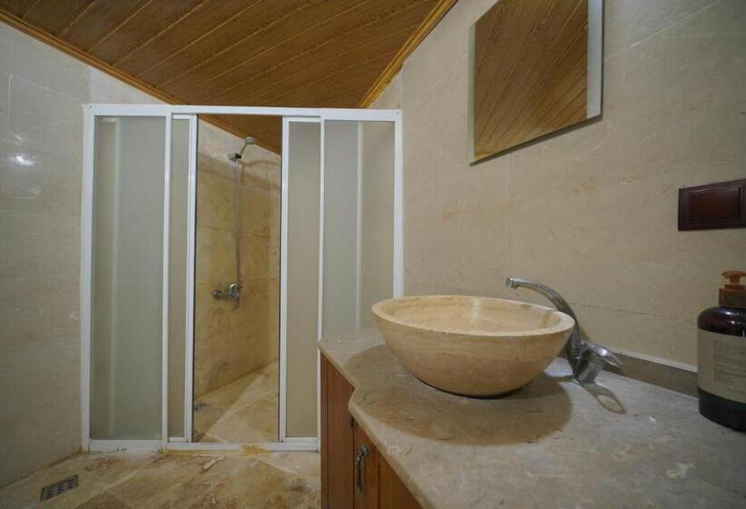 Standardzimmer, View Cave