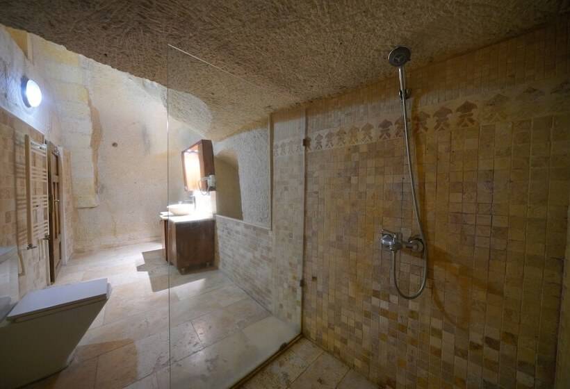 3-Bett-Standardzimmer, View Cave