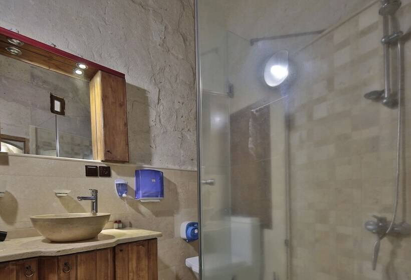 3-Bett-Standardzimmer, View Cave
