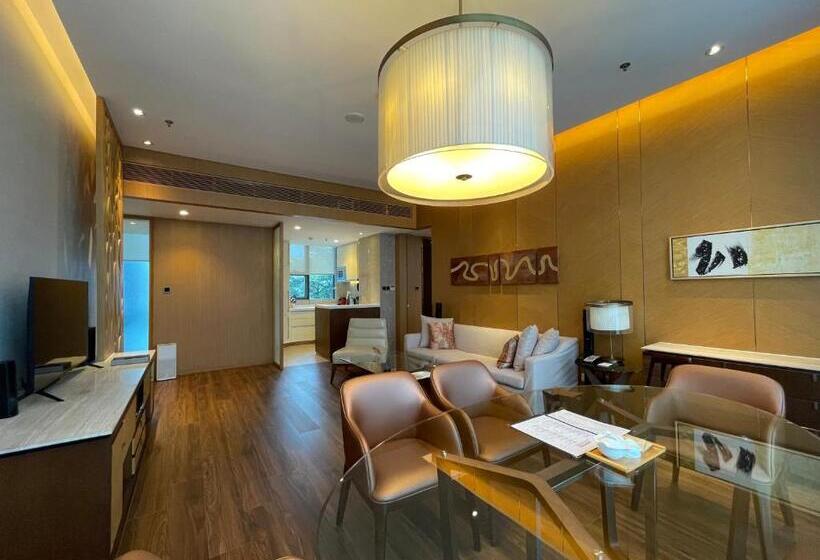 Апартаменты 2 Спальни, The Oct Harbour, Shenzhen   Marriott Executive Apartments