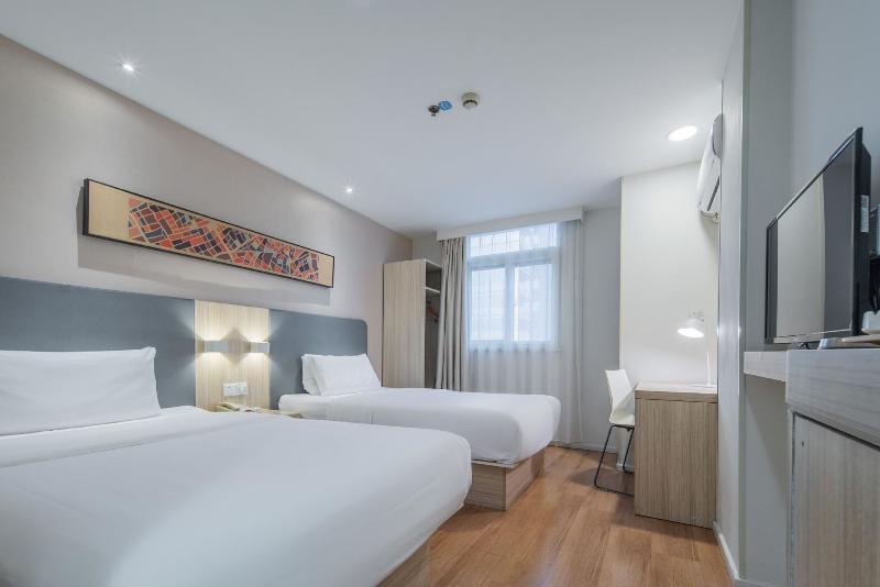 Номер Стандарт, Hanting  Hefei Jinzhai Road