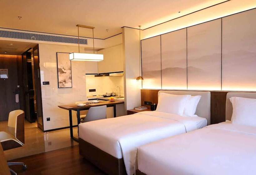 Номер Superior, Howard Johnson Optics Valley Hotel Wuhan