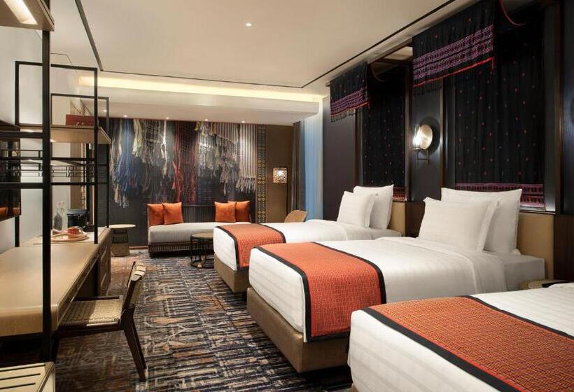 Family Suite, Episode Gading Serpong