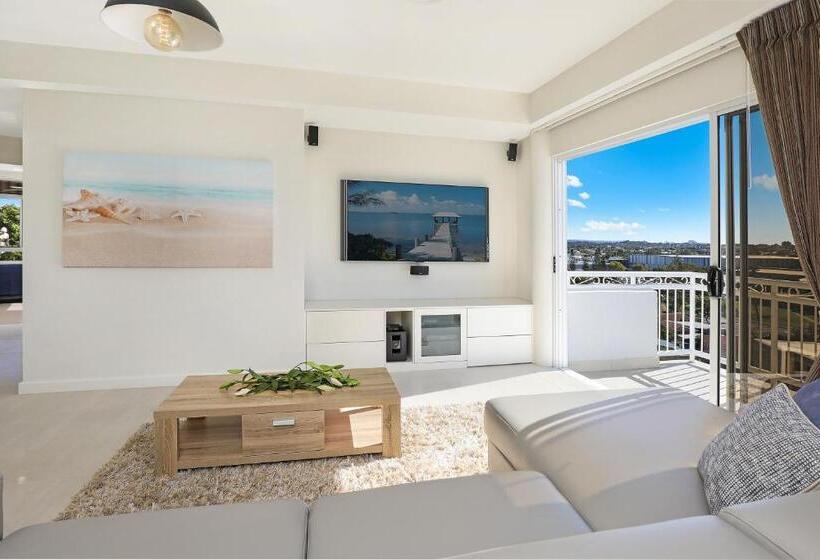 Апартаменты Пентхаус 1 Спальня, Beachside Resort Kawana Waters