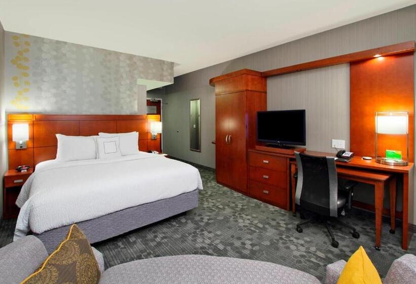 Стандартный Номер Кровать Кинг, Courtyard By Marriott Victoria
