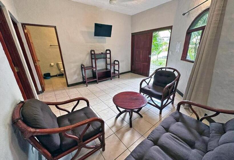 בקתה סטנדרטית, Surf Ranch Hotel & Resort