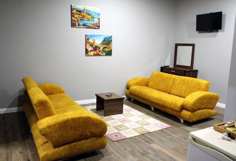 اتاق لوکس خانوادگی, Biglife