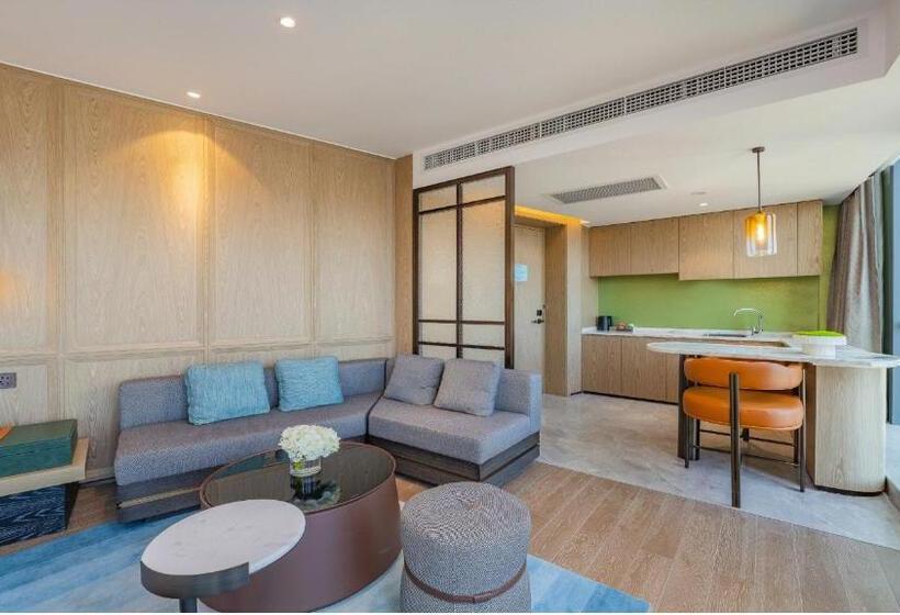 Номер Премиум, Holiday Inn Zhuhai City Center, An Ihg