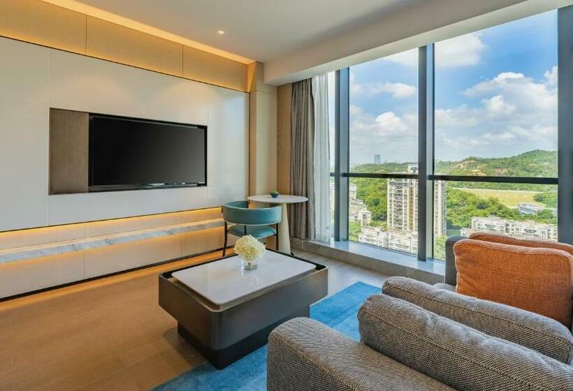 Номер Премиум, Holiday Inn Zhuhai City Center, An Ihg