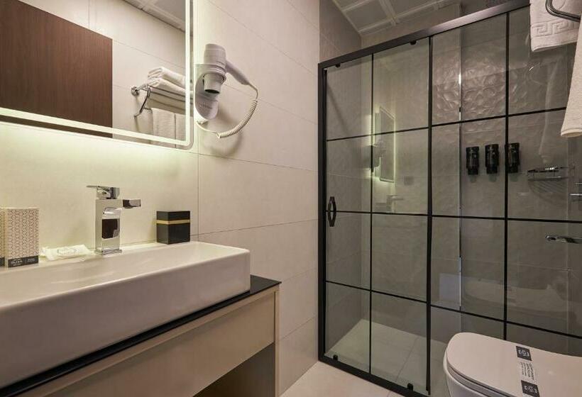 اتاق سوپریور, Trademark Collection By Wyndham Operla Airport Hotels