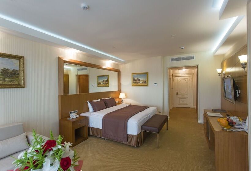 Семейный Номер, Boutique Hotel Buta