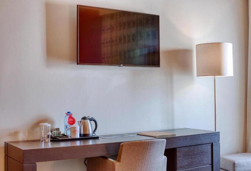 Номер Deluxe, Akwa Palace Douala