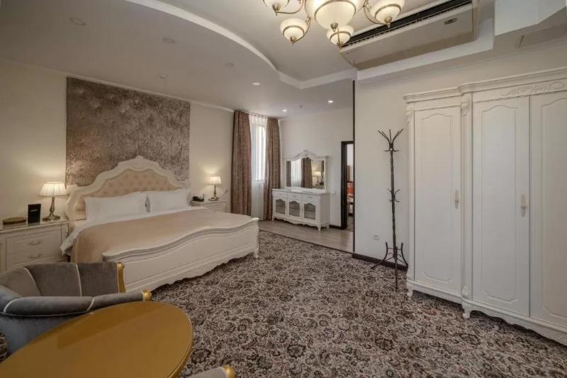 سوییت اجرایی, Jannat Regency