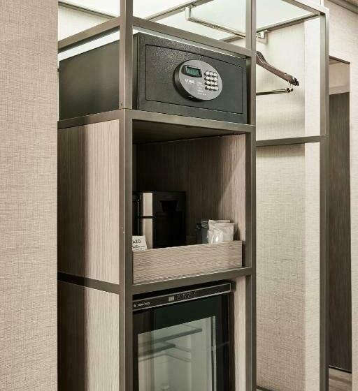 חדר סטנדרט עם מיטת קינג, Ac Hotel By Marriott San Diego Downtown Gaslamp Quarter