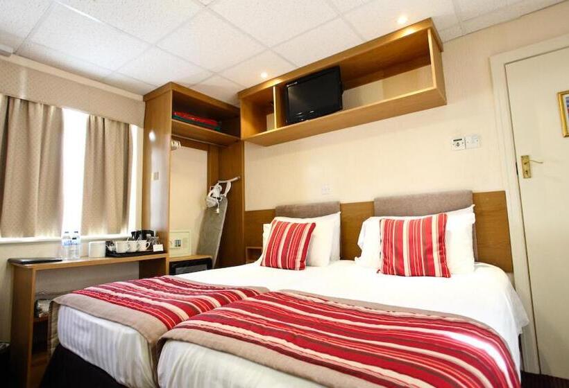 Habitación Familiar, Clifton Court