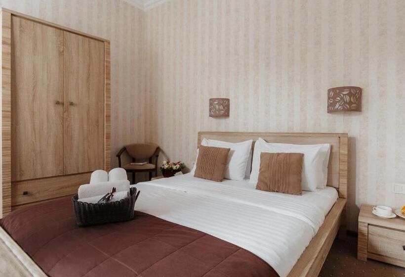 اتاق استاندارد, Noname Hotel Odessa