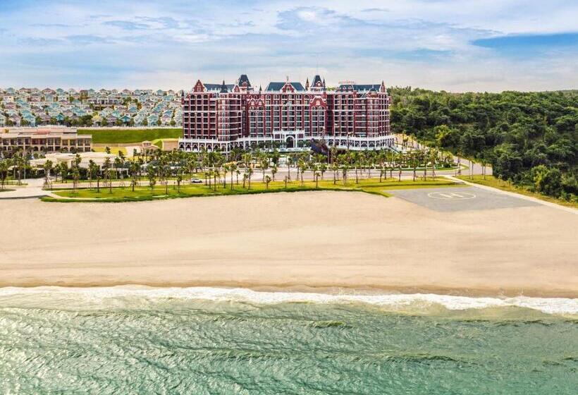 اتاق سوپریور با تخت بزرگ, Movenpick Resort Phan Thiet