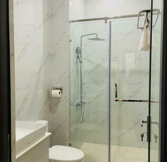 اتاق استاندارد با تخت بزرگ, Khách Sạn Sớm Phú Quý 2   Phan Rang