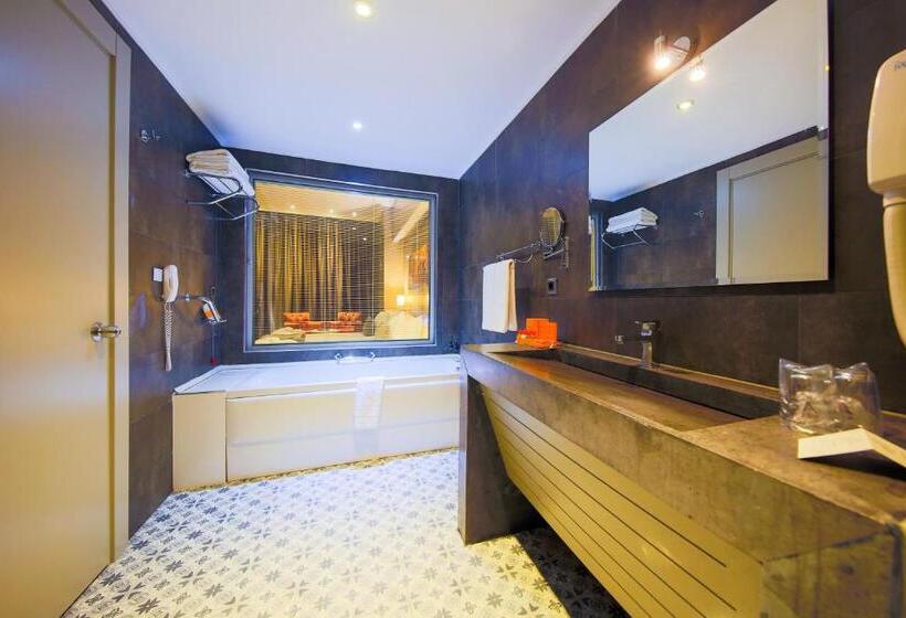 اتاق استاندارد با بالکن, Doğa Thermal Health & Spa