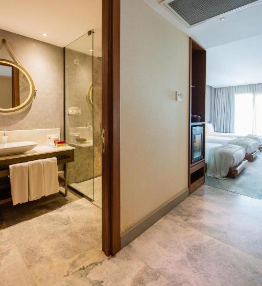 スタンダードトリプルルーム, Dosso Dossi Hotels & Spa Downtown