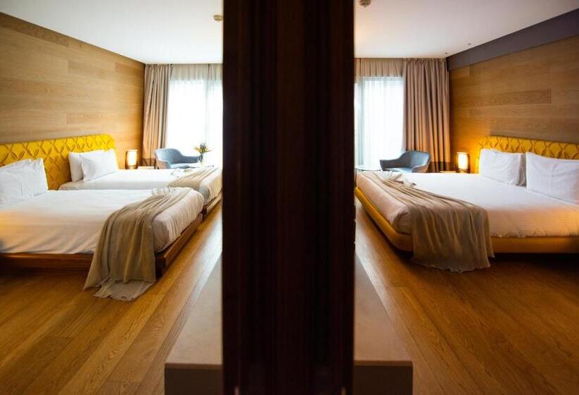 コネクティングルーム（家族用）。, Dosso Dossi Hotels & Spa Downtown
