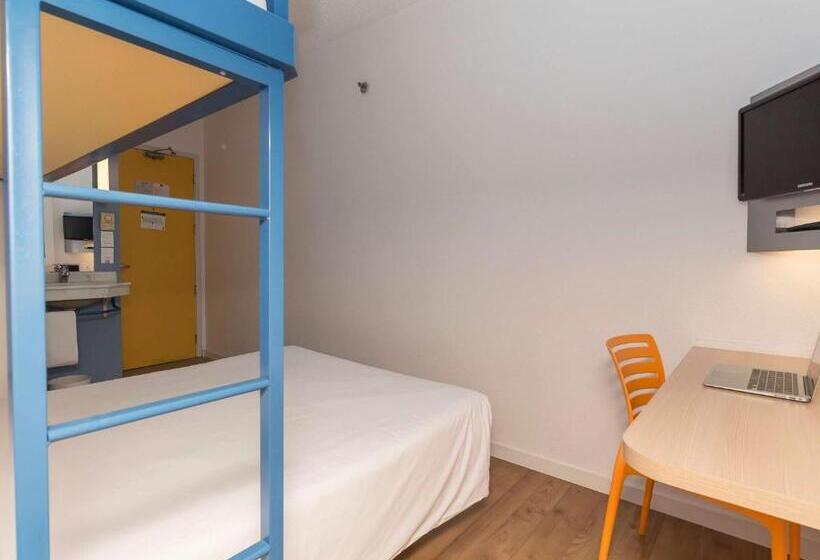 غرفة قياسية ثلاثية, Ibis Budget Curitiba Centro