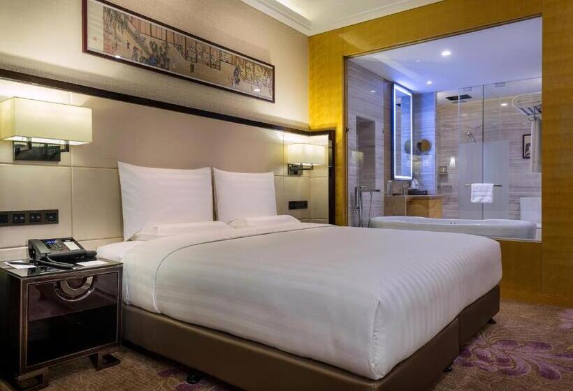 Номер Deluxe Кровать Кинг, Pullman Qingdao Ziyue