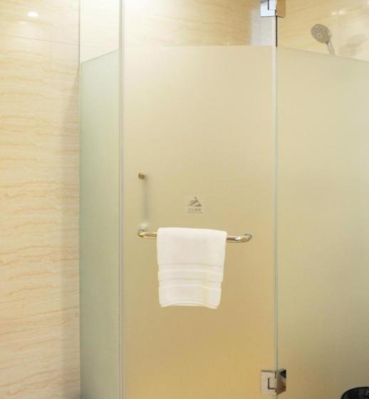 디럭스 룸 킹사이즈 침대, Pullman Qingdao Ziyue