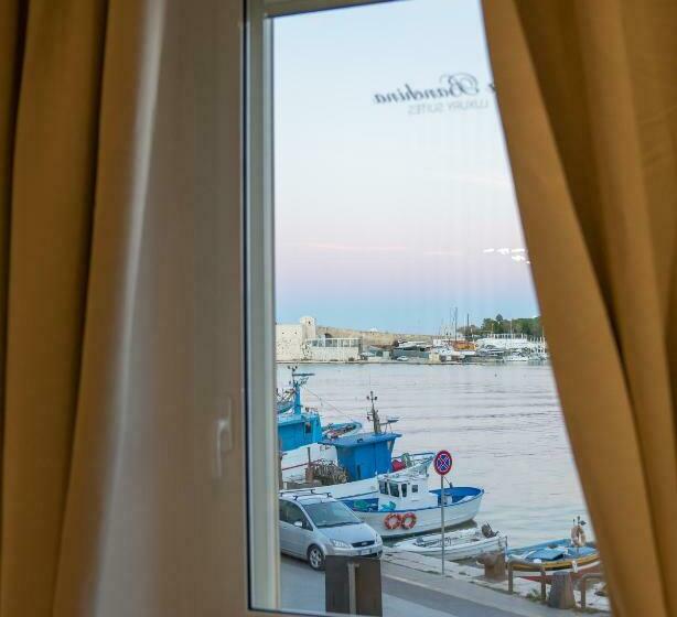 Полулюкс Вид на Море, La Banchina Luxury Suites