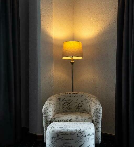 اتاق لوکس با چشم‌انداز شهر, Royal Breeze Paramaribo
