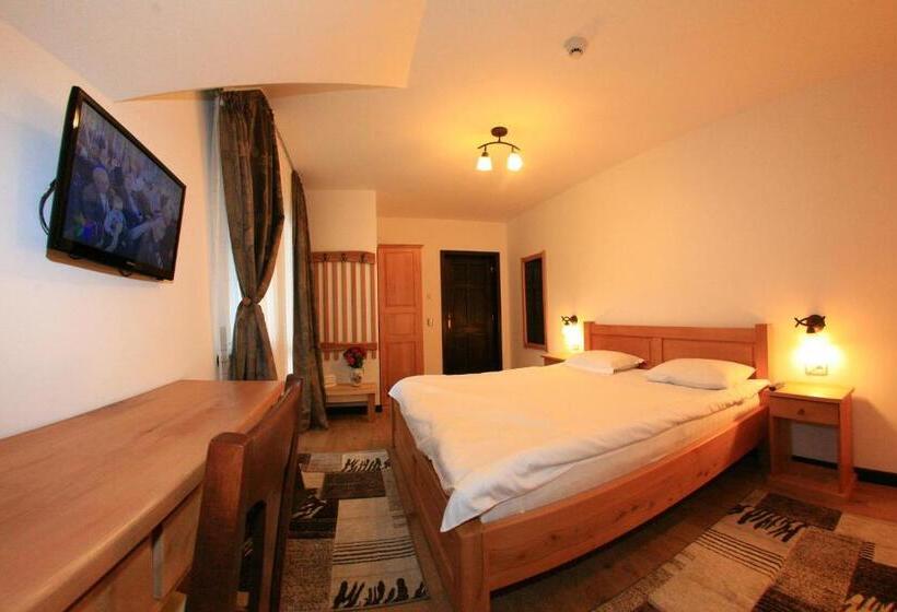 Номер Комфорт, Pensiunea Casa Elvira