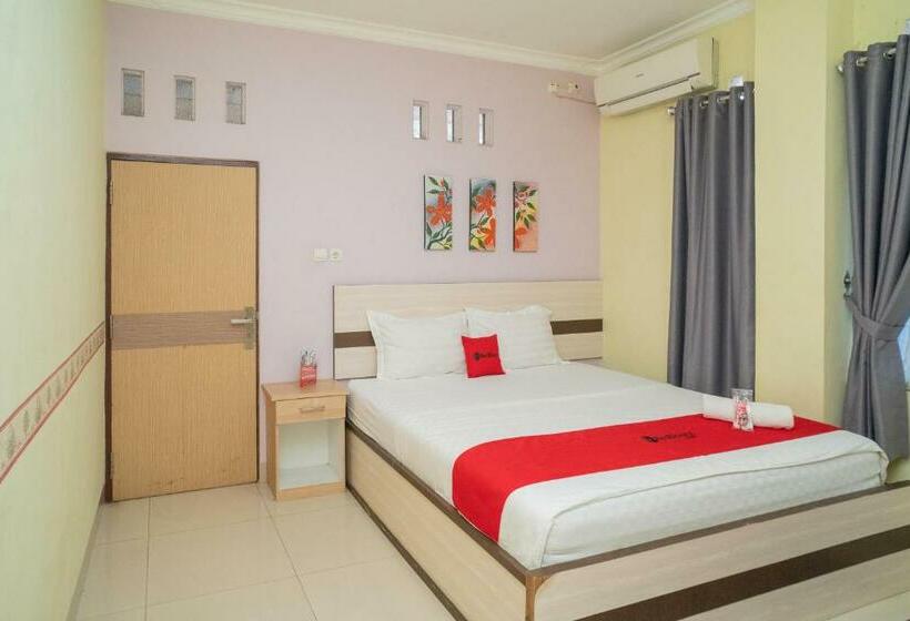 스탠다드 룸, Reddoorz Syariah Near Lapangan Dwiwarna Barabai