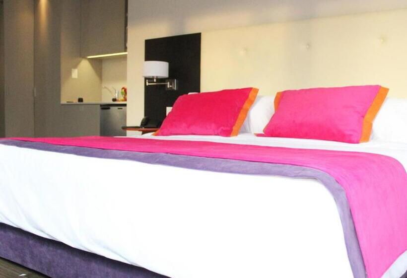 اتاق کلاسیک چهارنفره, Bulnes Eco Suites