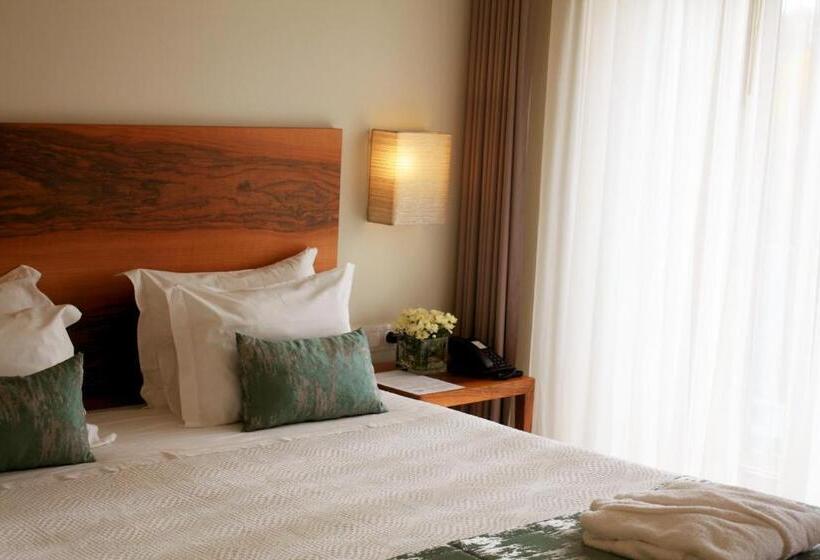 חדר פרמיום, Convento Da Serta