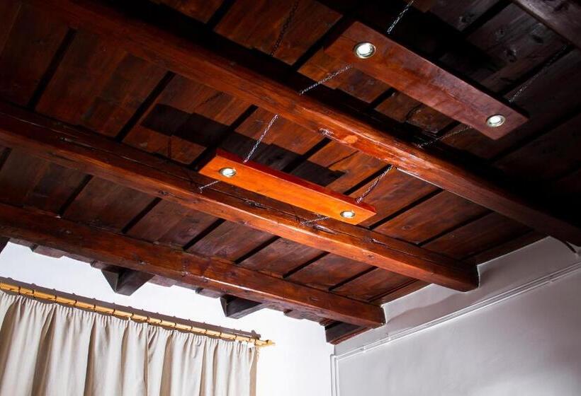 Номер Стандарт Трехместный, Guest House St. Mária