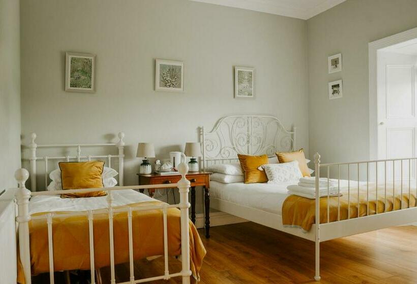 Трехместный Номер Комфорт, Abbeyview House