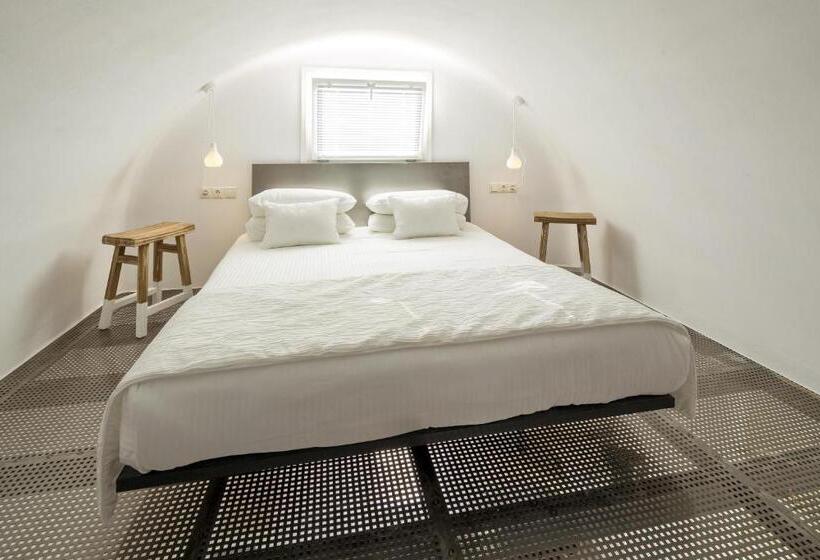 Chambre Duplex, Art Hotel Santorini