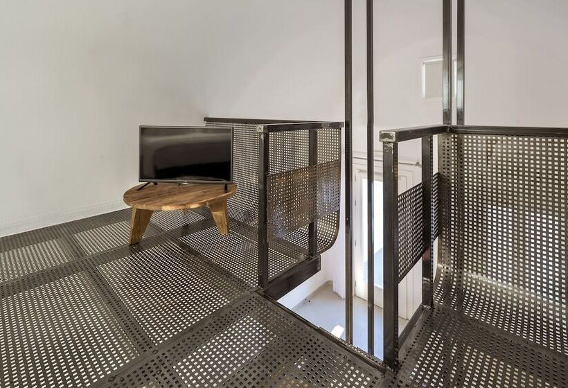 Chambre Duplex, Art Hotel Santorini