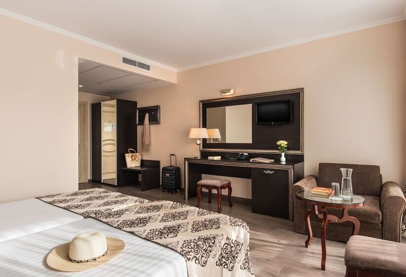 Номер Стандарт с Балконом, & Spa Diamant Residence   All Inclusive