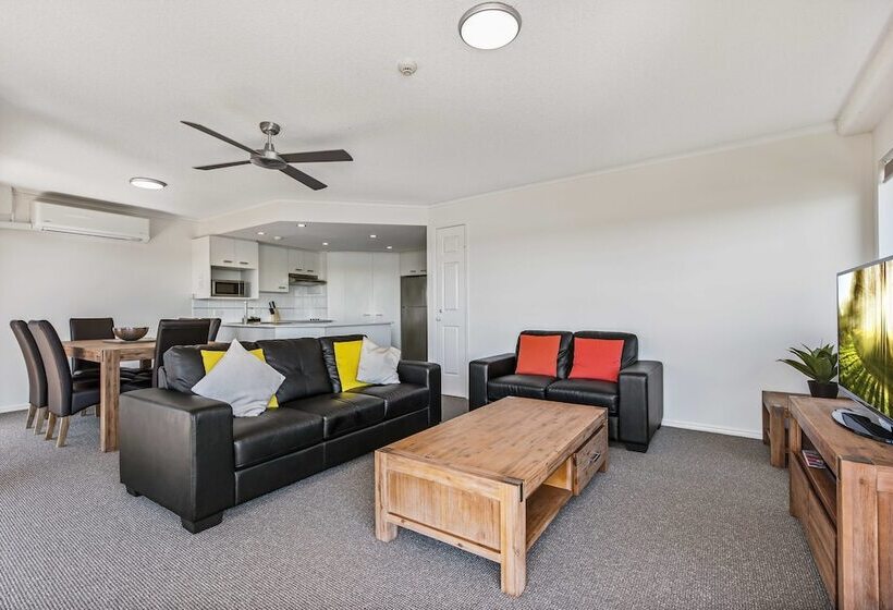 Апартаменты 1 Спальня, Reflections Holiday Apartments