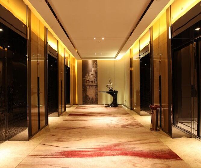 Номер Deluxe, Wanda Realm Jiangmen